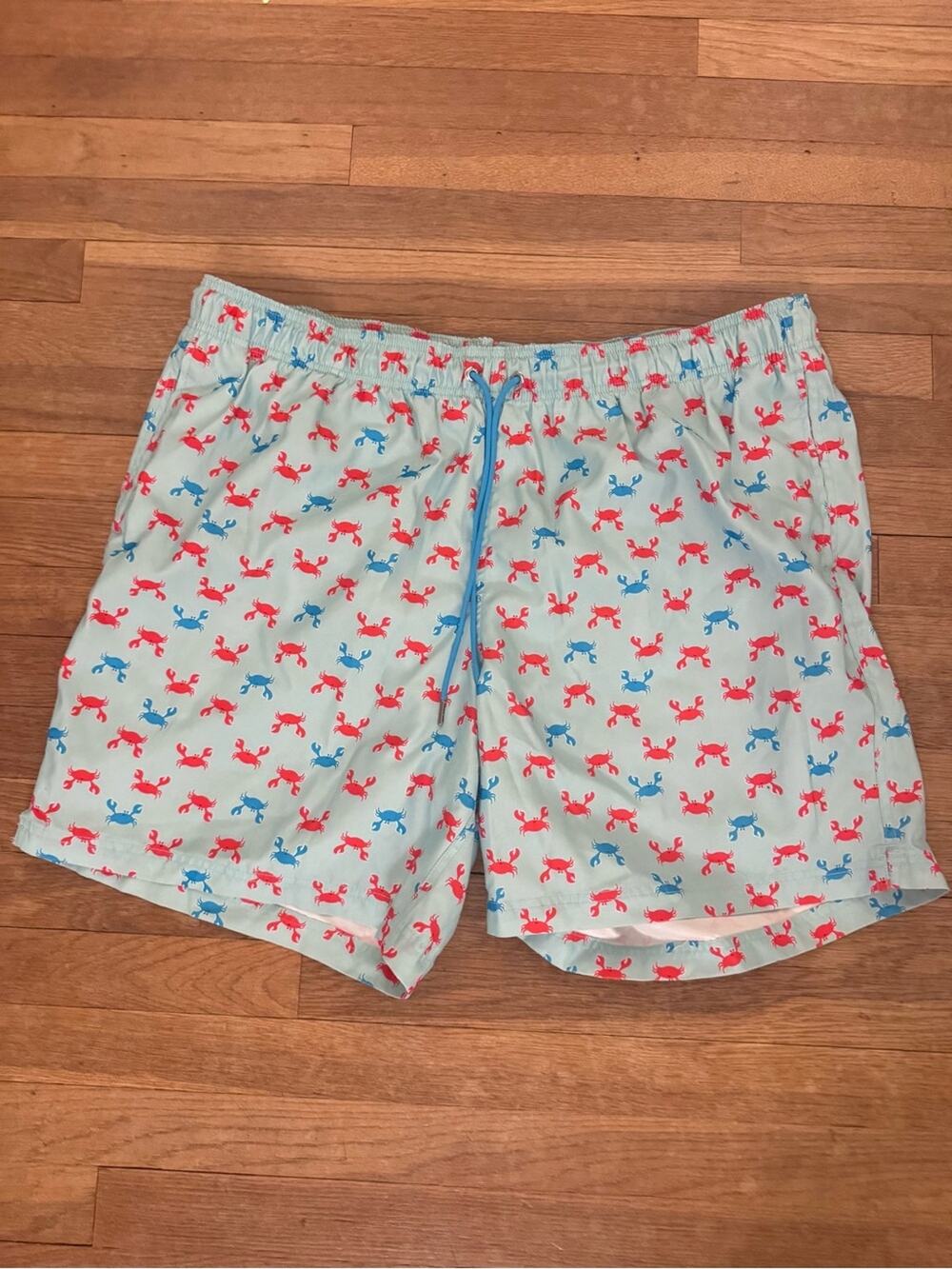 Lands' End Men's Light Blue Red Blue Crab Print Swim Trunks - Size XXL
b57